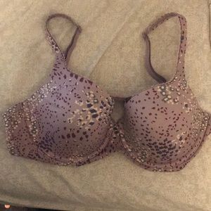 Victoria’s Secret bra size 36C